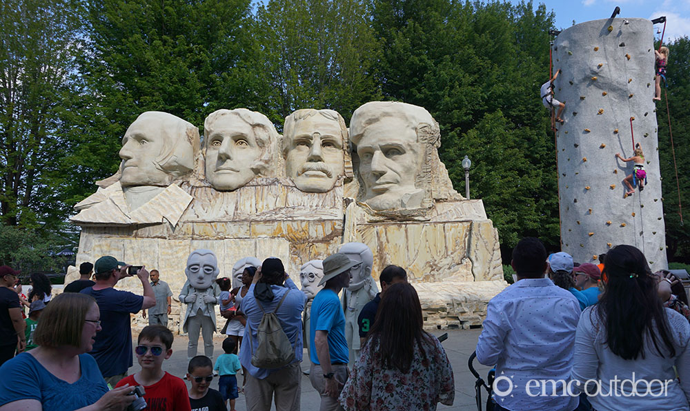 An image of an Experiential marketing activation featuring a copy of Mt Rushmore