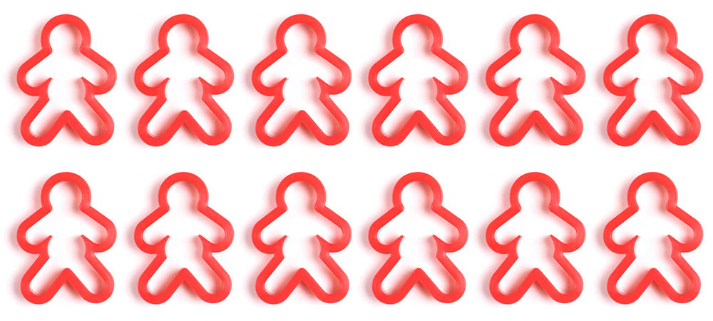 an image that shows cookie cutters explaining the idea that advertising campaigns are generic