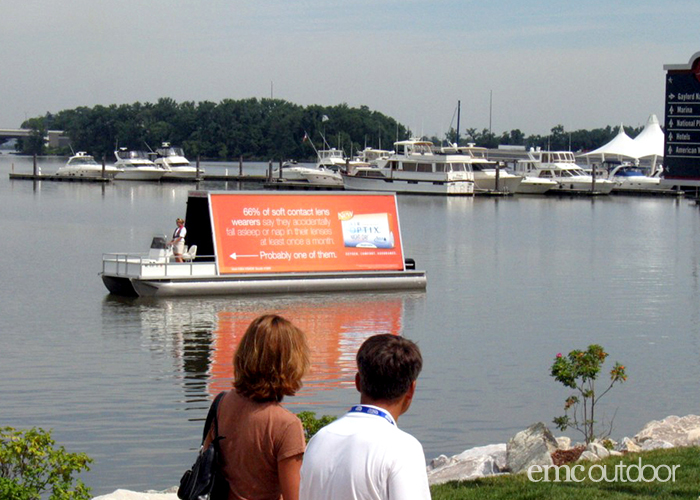 boat advertising