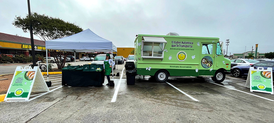 Image of a wrapped food truck for advertising