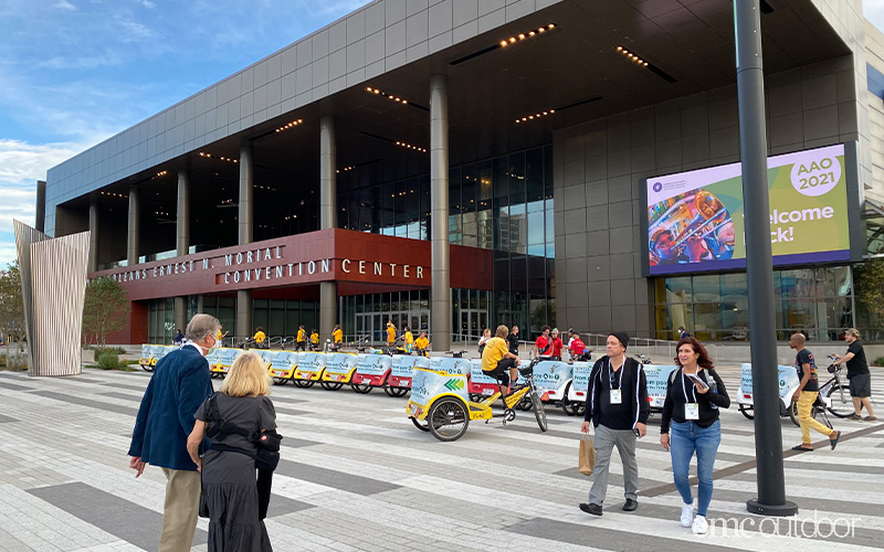 Pedicabs in front of convention center