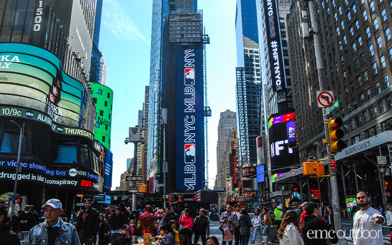 MLB Flagship Store: Scoring Big in-Store Traffic